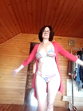 vikimoon11 online show from 10.30.25