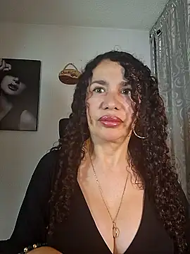 Lina 444 online show from 12.20.25