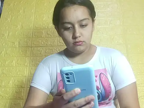 Snapshot of samantadpfisting chatting on 10.07.25 samantadpfisting online show from 10.07.25