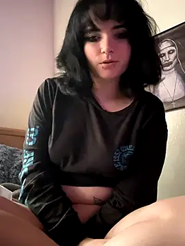 slttystargirl online show from 09.18.25