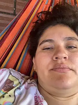 lunasexyhot18 online show from 10.25.25