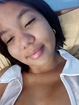 Snapshot of little_onixx chatting on 10.10.25 little onixx online show from 10.10.25