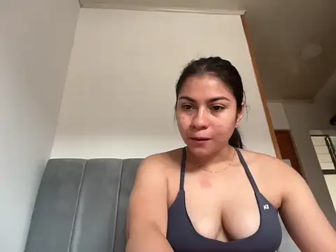 evelincardona online show from 09.20.25