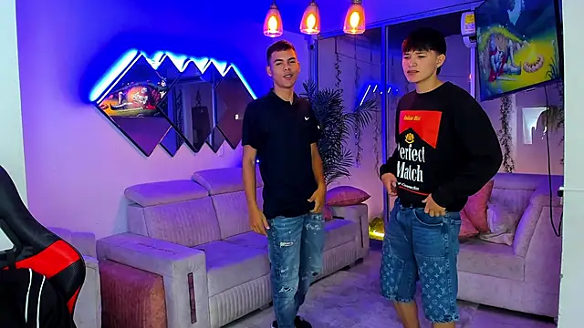 Houseofwarrios online show from 04.08.26