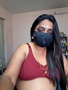 queendivya online show from 07.18.26