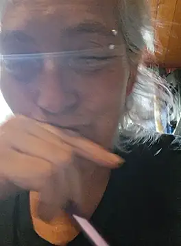 outlawclouds87 online show from 09.20.25
