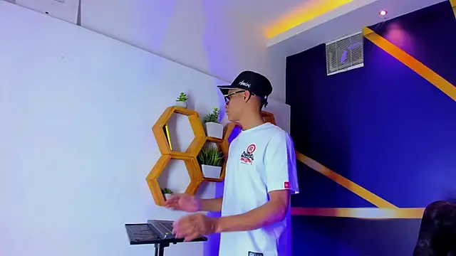 Imperialboys 2 online show from 09.21.25