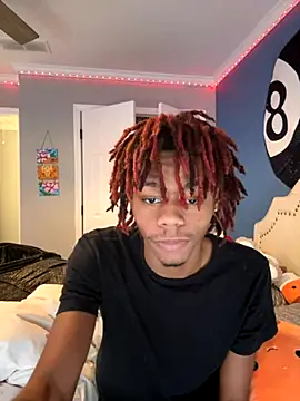 Snapshot of Zayinc chatting on 09.23.25 Zayinc online show from 09.23.25