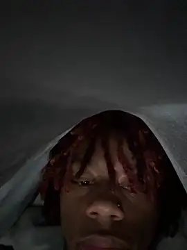 Snapshot of Zayinc chatting on 10.09.25 Zayinc online show from 10.09.25