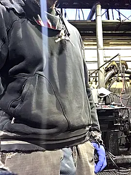 Snapshot of Justahungdad chatting on 11.10.25 Justahungdad online show from 11.10.25