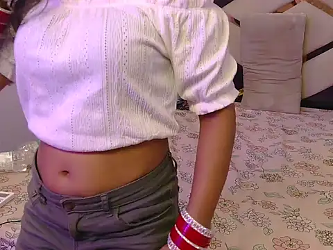 Lovelyy-couple online show from 10.19.25