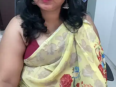 Snapshot of divya-jannu chatting on 07.30.26 divya-jannu online show from 07.30.26