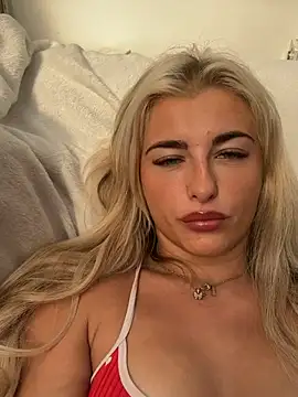 BabyBluexox online show from 07.12.26