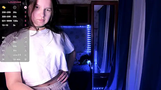 MandaDestiche online show from 11.10.25