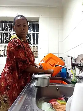 Snapshot of BubblyBeautiful chatting on 11.07.25 BubblyBeautiful online show from 11.07.25