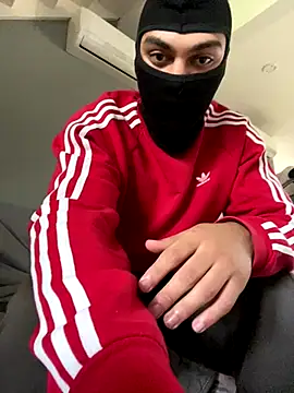 Snapshot of Ryan2205 chatting on 11.15.25 Ryan2205 online show from 11.15.25