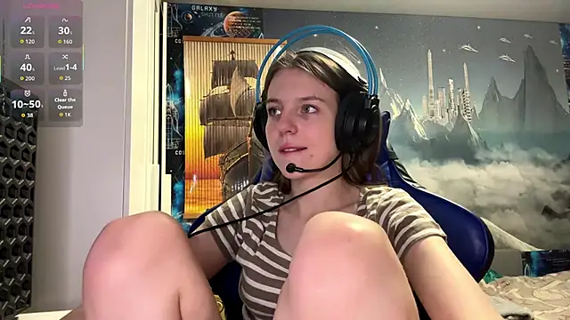 Elira Breeze online show from 02.22.26