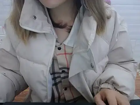 Hannie 26 online show from 11.03.25