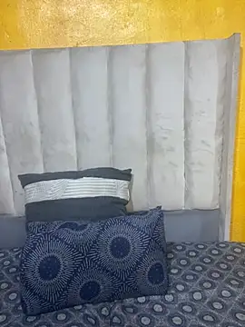 SexyBear012 online show from 10.19.25