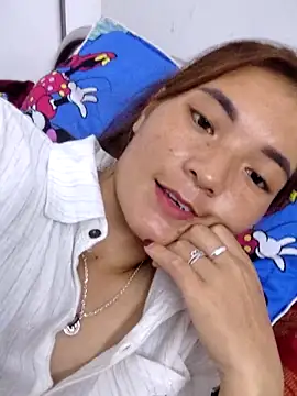 Snapshot of phuongxinhxan chatting on 10.03.25 phuongxinhxan online show from 10.03.25