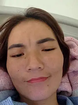 Snapshot of phuongxinhxan chatting on 10.16.25 phuongxinhxan online show from 10.16.25