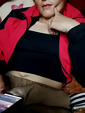 Snapshot of phuongxinhxan chatting on 11.01.25 phuongxinhxan online show from 11.01.25