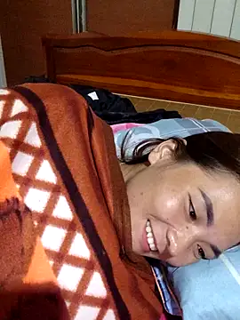 Snapshot of phuongxinhxan chatting on 11.02.25 phuongxinhxan online show from 11.02.25