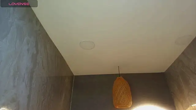 dany r  online show from 10.10.25