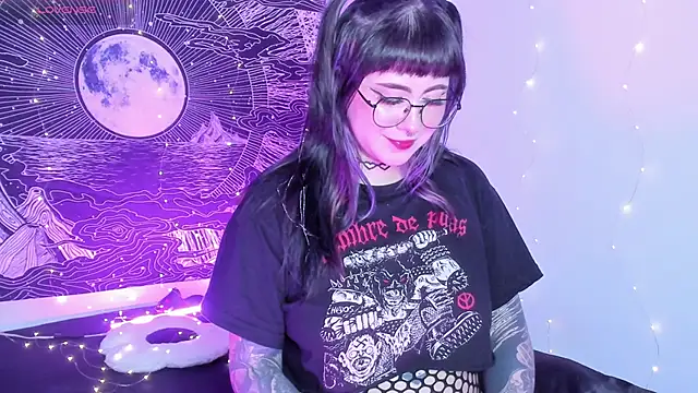 Hallucigenia  online show from 02.04.26