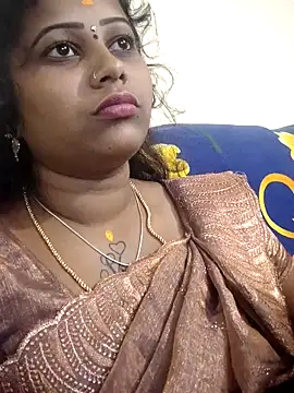 sweetqueen143 online show from 10.21.25