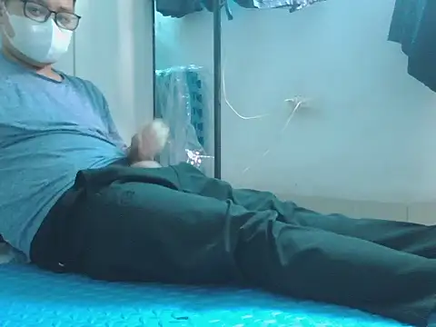 loveninja online show from 04.20.26