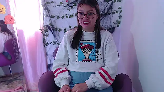 Snapshot of kamillew chatting on 11.02.25 kamillew online show from 11.02.25