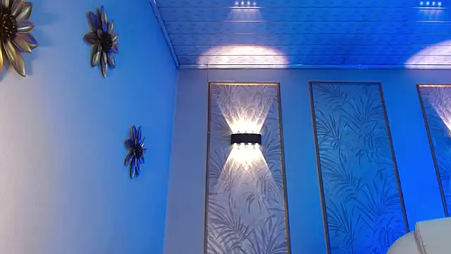 LunaaGrey  online show from 10.20.25