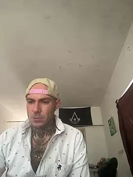 Snapshot of N3N3_SINS chatting on 05.19.26 N3N3 SINS online show from 05.19.26