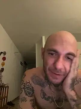 Snapshot of N3N3_SINS chatting on 05.22.26 N3N3 SINS online show from 05.22.26