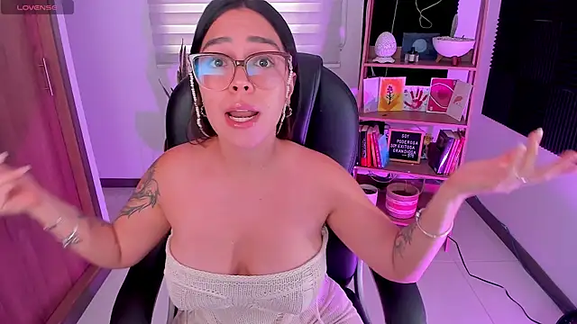 TaniaVelvet online show from 04.22.26