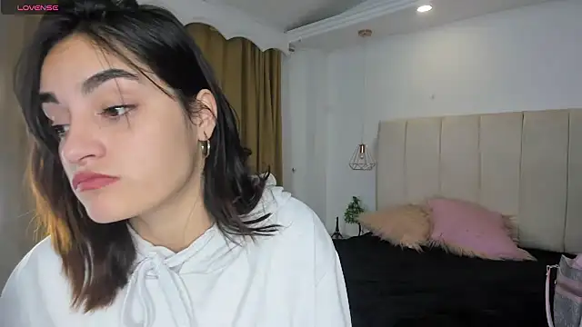 Maddy Rouse1 online show from 11.11.25