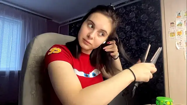 MollyPartey online show from 10.05.25