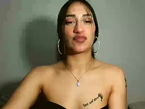 Miia  strog online show from 10.05.25