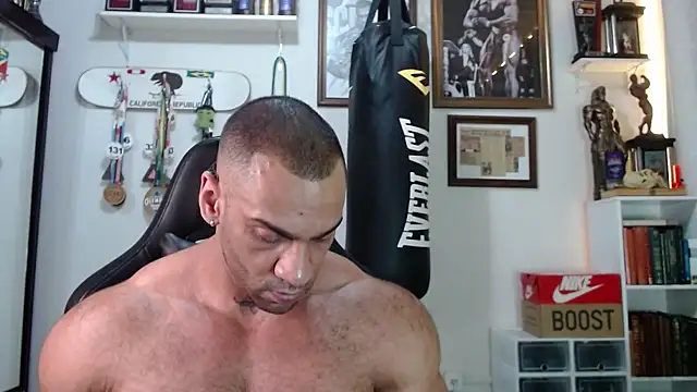 henryhadesflirt online show from 11.18.25