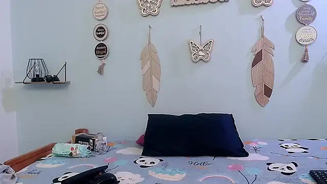 evannesanicol08 online show from 10.26.25