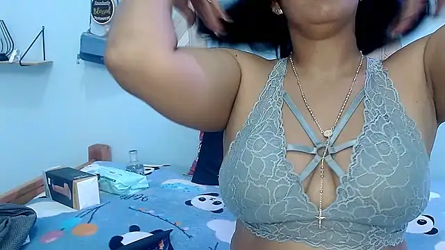 evannesanicol08 online show from 10.29.25