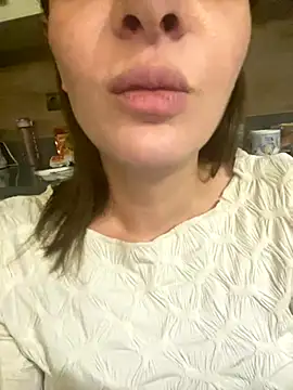 Snapshot of PhotomodelKezban chatting on 09.19.25 PhotomodelKezban online show from 09.19.25