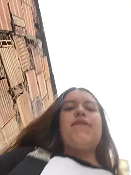 Aphrill online show from 11.22.25