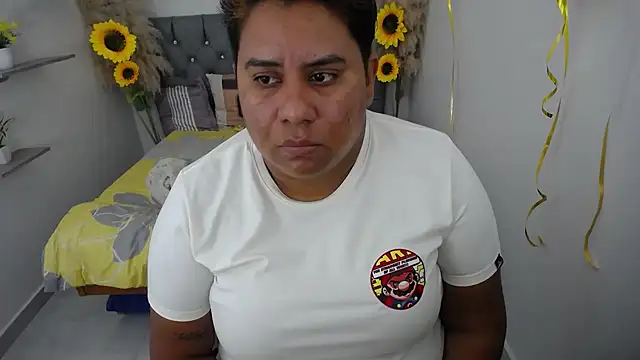 Snapshot of hotlesby_valery chatting on 10.02.25 hotlesby valery online show from 10.02.25