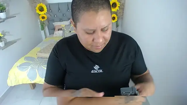 hotlesby valery online show from 11.21.25