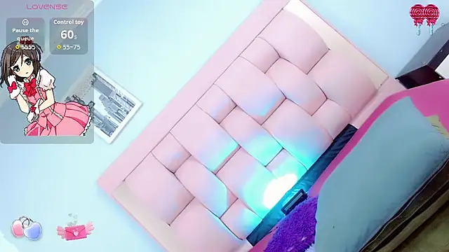 Snapshot of AdharaDaboin chatting on 10.21.25 AdharaDaboin online show from 10.21.25