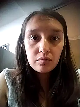 Snapshot of Karla-giraldo_ chatting on 10.15.25 Karla-giraldo online show from 10.15.25