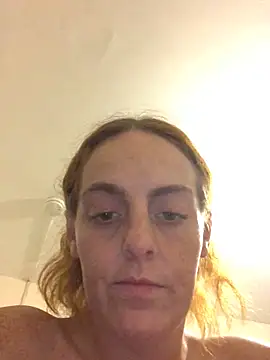 Snapshot of WelshRedhead chatting on 09.18.25 WelshRedhead online show from 09.18.25