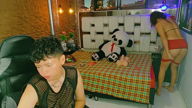 Twindesires online show from 10.28.25